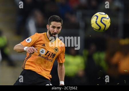 11. Januar 2020, Molineux, Wolverhampton, England; Premier League, Wolverhampton Wanderers v Newcastle United: Joao Moutinho (28.) Wolverhampton Wanderers während des Spiels. Credit: Richard Long/News Bilder Stockfoto