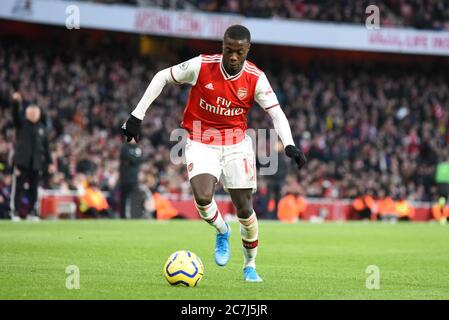 18. Januar 2020, Emirates Stadium, London, England; Premier League, Arsenal gegen Sheffield Vereinigte Staaten : Nicolas Pepe (19) von Arsenal mit dem Ball Kredit: Simon Whitehead/News Images Stockfoto