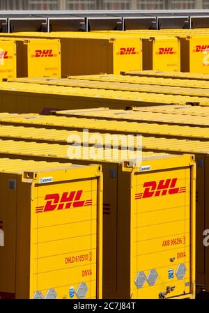 Logistikzentrum der Deutschen Post DHL, Deutschland, Nordrhein-Westfalen, Ruhrgebiet, Rheinberg Stockfoto