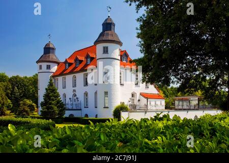 Schloss Dieprham in Kamp-Lintfort, Deutschland, Nordrhein-Westfalen, Ruhrgebiet, Kamp-Lintfort Stockfoto