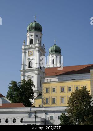 Altstadt, Türme Dom, Passau, Bayern, Deutschland Stockfoto