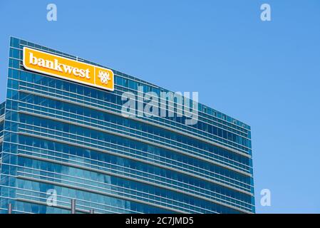 Perth, Western Australia - 21. Februar 2017: Bürogebäude der Bank West, mit regionalem Hauptsitz in Perth, Western Australia. Stockfoto