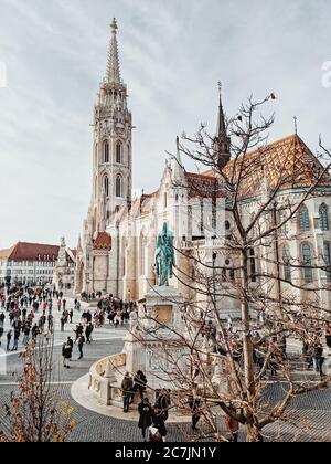 Matthias Kirche (Kirche der Himmelfahrt der Budaer Burg) in Budapest Stockfoto