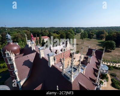 Neues Schloss, Blick vom Turm, Muskauer Park, UNESCO Weltkulturerbe, Bad Muskau, Oberlausitz, Sachsen, Deutschland Stockfoto