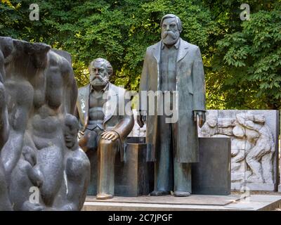 Marx und Lenin Denkmal, Berlin, Deutschland Stockfoto