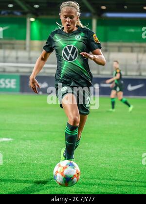 Wolfsburg, 16. Oktober 2019: Pernille Harder vom VfL Wolfsburg im Einsatz beim Fußballspiel der UEFA Women's Champions League Stockfoto