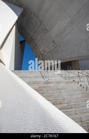 Auditorium vom Architekten Santiago Calatrava, Kongress- und Konzertsaal, Santa Cruz de Tenerife, Teneriffa, Kanarische Inseln, Spanien Stockfoto