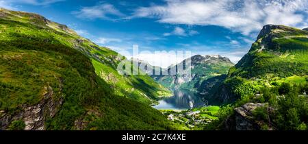 Blick auf den Geirangerfjord in Norwegen Stockfoto