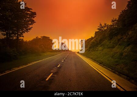 Straße nach Puerto de Ibañeta in den Pyrenäen, Spanien Stockfoto