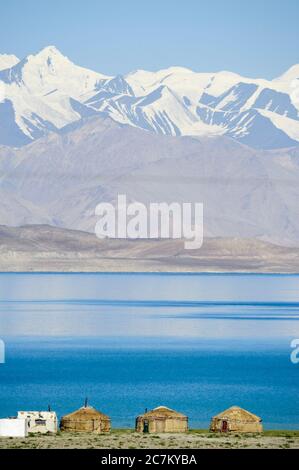 Sasyk-Kel Lake (Ozero Sasykkul) entlang des Pamir Highway. Tadschikistan. Stockfoto