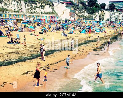 Broadstairs Viking Bay Strand nach Corona-Virus Lockdown 18/7/2020 Stockfoto