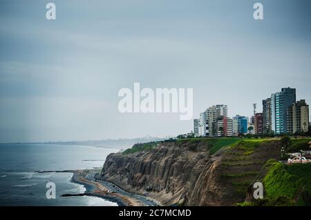 Pazifikküste von Miraflores in Lima, Peru, Südamerika Stockfoto