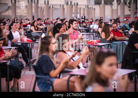 Miki Núñez Auftritt in Anella Olímpica, Barcelona 8. Juli. 2020. Fotograf: Ale Espaliat Stockfoto