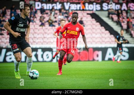 Herning, Dänemark. Juli 2020. Kamal-Deen Sulemana (14) des FC Nordsjaelland beim 3F Superliga-Spiel zwischen FC Midtjylland und FC Nordsjaelland in der MCH Arena in Herning. (Foto Kredit: Gonzales Foto/Alamy Live News Stockfoto