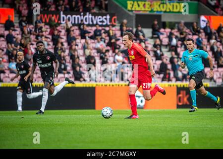 Herning, Dänemark. Juli 2020. Mikkel Damsgaard (27) vom FC Nordsjaelland beim 3F Superliga-Spiel zwischen FC Midtjylland und FC Nordsjaelland in der MCH Arena in Herning. (Foto Kredit: Gonzales Foto/Alamy Live News Stockfoto