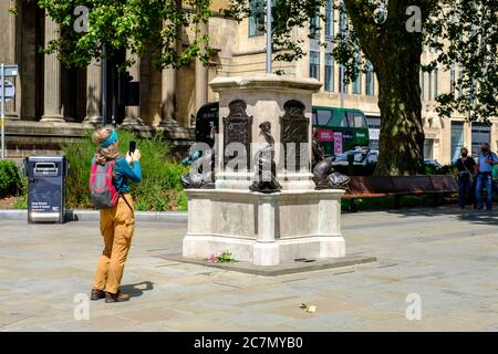 Leerer Sockel im Stadtzentrum von Bristol, früher Sitz einer Statue des Sklavenhändlers Edward Colston Stockfoto