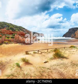 Reizvolle Aussicht auf den Strand Cala Domestica mit herrlichen Sanddünen. Lage: Buggerru, Süd-Sardinien, Italien Europa Stockfoto