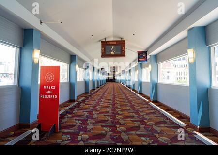 Las Vegas, 17. JULI 2020 - Gesichtsmaske erforderlich Zeichen im New York New York Casino Stockfoto