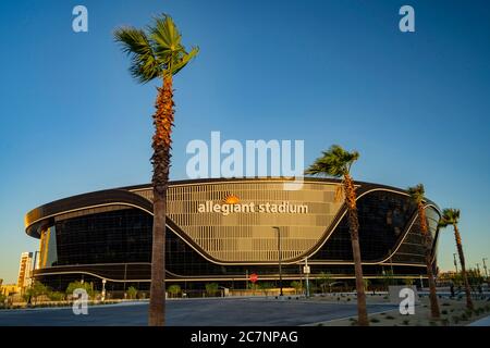 Las Vegas, 17. JUL 2020 - Sonnenuntergang Blick auf das fertige Allegiant Stadion Stockfoto