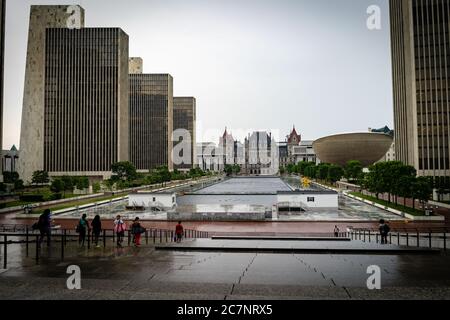 New York State Capitol und Empire State Plaza Stockfoto