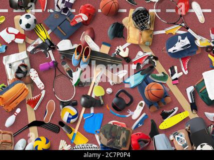 Sportgeräte und Bekleidung sind im Fitnessraum verteilt Stockfoto