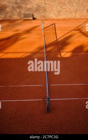 Belgrad / Serbien - 22. Februar 2020: Tennisplatz auf der Festung Belgrad, Kalemegdan Park in Belgrad, Serbien Stockfoto