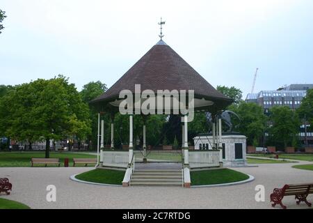 Forbury Gardens, Reading, Großbritannien. Mai 2005 Stockfoto