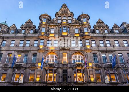 Hilton Edinburgh Carlton Hotel an der North Bridge Street in Edinburgh, der Hauptstadt von Schottland, Teil von Großbritannien Stockfoto