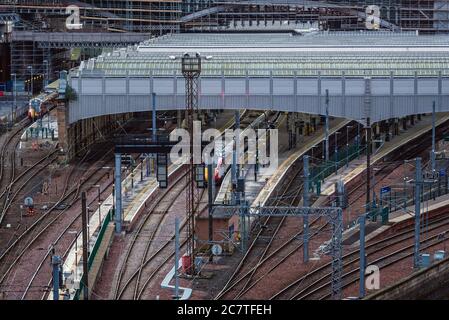 Waverley Bahnhof, Hauptbahnhof in Edinburgh, der Hauptstadt von Schottland, Teil von Großbritannien Stockfoto