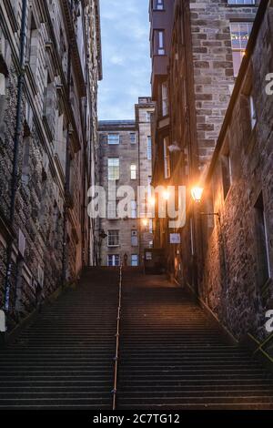 Warriston Close Stairs in Edinburgh, der Hauptstadt von Schottland, Teil von Großbritannien Stockfoto