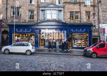 Cashmere House Geschenkladen auf der High Street, Teil der Royal Mile in Edinburgh, Hauptstadt von Schottland, Teil von Großbritannien Stockfoto