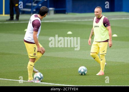 FUSSBALL - VILLARREAL VS EIBAR Santi Cazorla, Gerard Moreno in Aktion während der spanischen Liga, La Liga, Fußballspiel zwischen Villarreal und Eibar am 19. juli 2020 im Ceramica Stadion in Castellon, Spanien. Foto: Xisco Navarro Quelle: CORDON PRESS/Alamy Live News Stockfoto