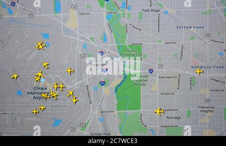 Flugverkehr über Chicago O'Hare Flughafen (19 juli 2020, UTC 16.35) im Internet mit Flightradar 24 Website, während der Coronavirus-Pandemie Stockfoto