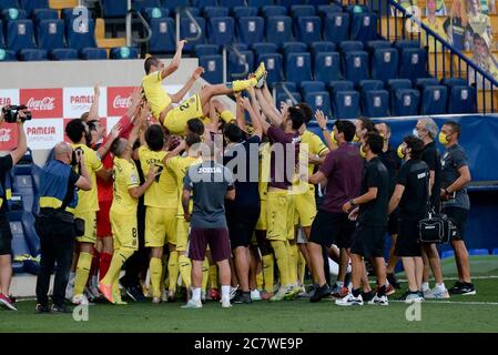 FUSSBALL - VILLARREAL VS EIBAR Santi Cazorla, Bruno Soriano in Aktion während der spanischen Liga, La Liga, Fußballspiel zwischen Villarreal und Eibar am 19. juli 2020 im Ceramica Stadion in Castellon, Spanien. Foto: Xisco Navarro Quelle: CORDON PRESS/Alamy Live News Stockfoto