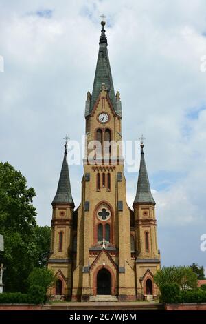 Römisch-katholische Kirche Mariä Himmelfahrt, Jászkarajenő, Pest County, Ungarn, Magyarország, Europa Stockfoto