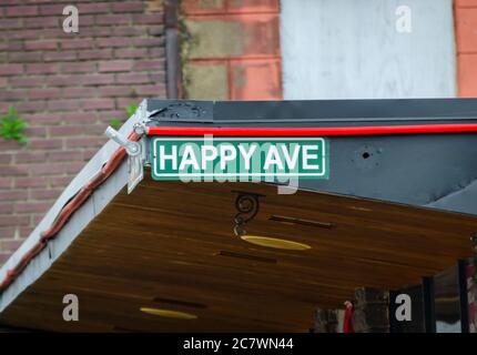 Ein Schild verkündet Bob's Downtown Restaurant Happy Avenue, Juli 18, 2020, in Mobile, Alabama. Stockfoto
