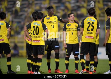 Michael Olunga (14) und Richardson (8) von Kashiwa Reysol während des 2020 J.LEAGUE Division 1-Spiels zwischen Kashiwa Reysol und Shonan Bellmare am 18. Juli 2020 im Kashiwa Stadium in Kashiwa, Chiba, Japan. Quelle: FAR EAST PRESS/AFLO/Alamy Live News Stockfoto