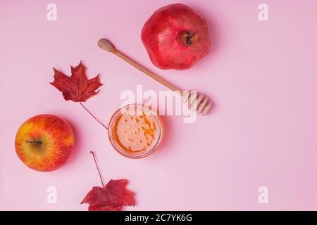 Apfel, Honig und Granatapfel Symbole von rosh hashanah Urlaub Stockfoto