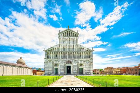 Dom von Pisa Kathedrale, Miracle Square oder Piazza dei Miracoli. Toskana, Italien, Europa. Stockfoto