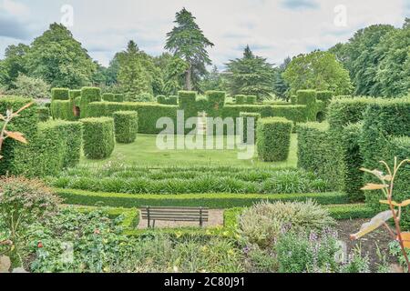 Der runde Rosengarten in Rockingham Castle, Corby, England. Stockfoto