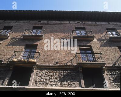 FACHADA DE LA CASA DEL CORDON EDIFICADA EN EL XV POR EL MERCADER JUAN SAENZ DE BILBAO- VISTA HACIA A. ORT: CASA DEL CORDON. VITORIA/GASTEIZ. ALAVA. SPANIEN. Stockfoto