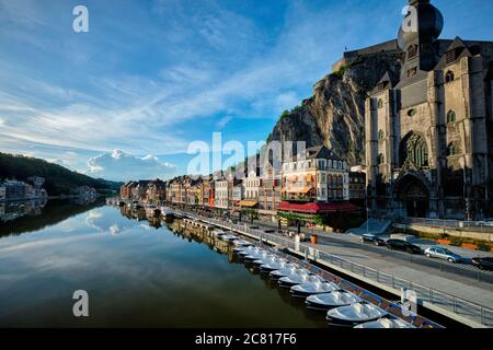 Blick auf die malerische Dinant Stadt. Belgien Stockfoto