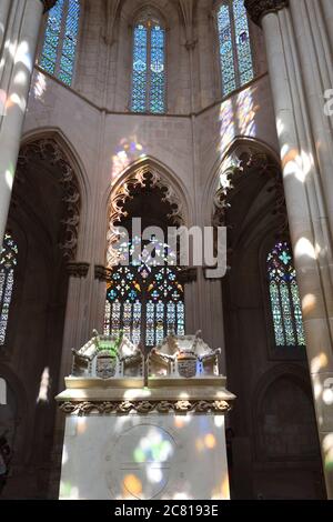 Batalha, Portugal - 4. Juni 2017: Kloster Batalha. Gotische Gräber von König Dom Joao I und Königin Dona Filipa de Lencastre in der Capela do Fundador - Fo Stockfoto