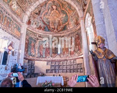 Pinturas medievales de la Iglesia de San Martín de Tours. Gazeo. Álava. País Vasco. España Stockfoto