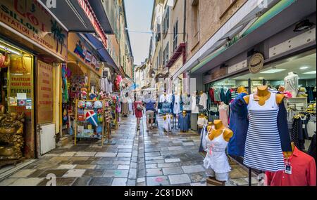 Mittelalterliche Altstadt der antiken mediterranen Stadt Hyères, Provence-Alpes-Côte d'Azur, Frankreich Stockfoto