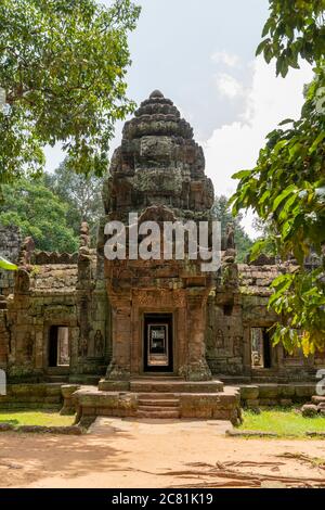 Portikus und Turm des Ta Som Tempels, Angkor Wat; Siem Reap, Provinz Siem Reap, Kambodscha Stockfoto
