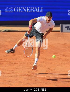 Tennisspieler Dominic Thiem aus Österreich in Aktion in Kitzbühel, Tirol, Österreich. Stockfoto