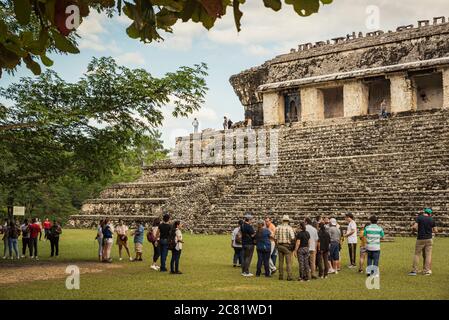 Kreuzentempel Ruinen der Maya-Stadt Palenque; Chiapas, Mexiko Stockfoto