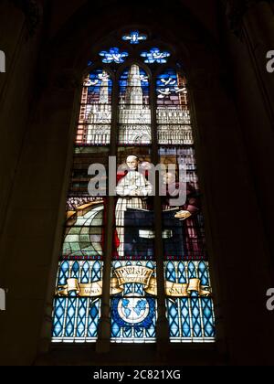 Vidriera de la Catedral de María Inmaculada (Catedral Nueva). Vitoria. Álava. País Vasco. España Stockfoto