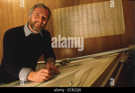 Jim Marland im Jaguar Werk des Typs Proteus C in Bolton Lancashire 1986 Stockfoto